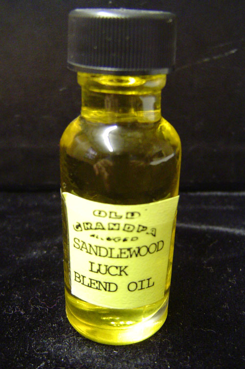 Sandlewood Oil 8.oz